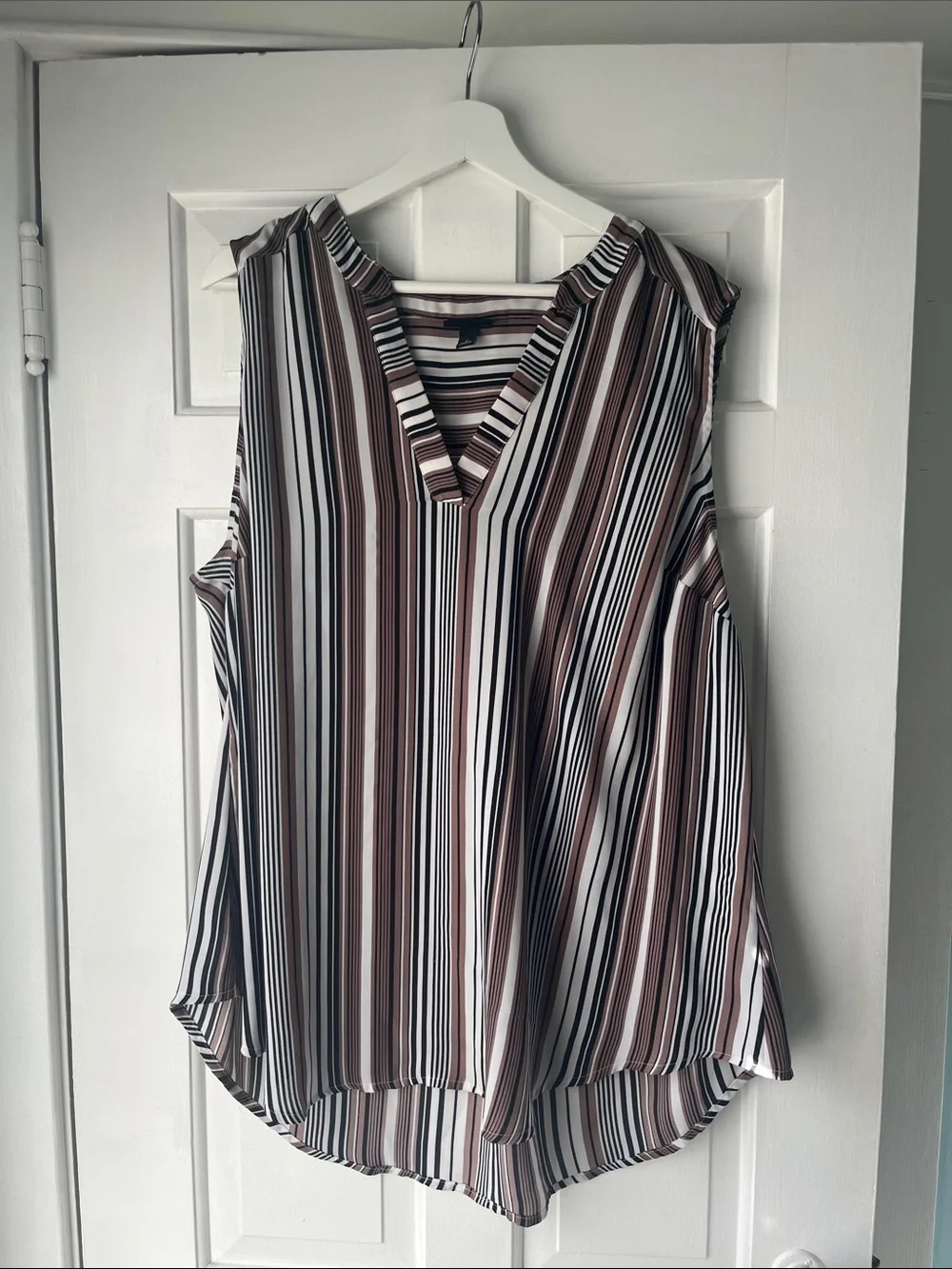 Torrid Brown, Black Neutral Striped V-Neck Sleeveless Chic Top